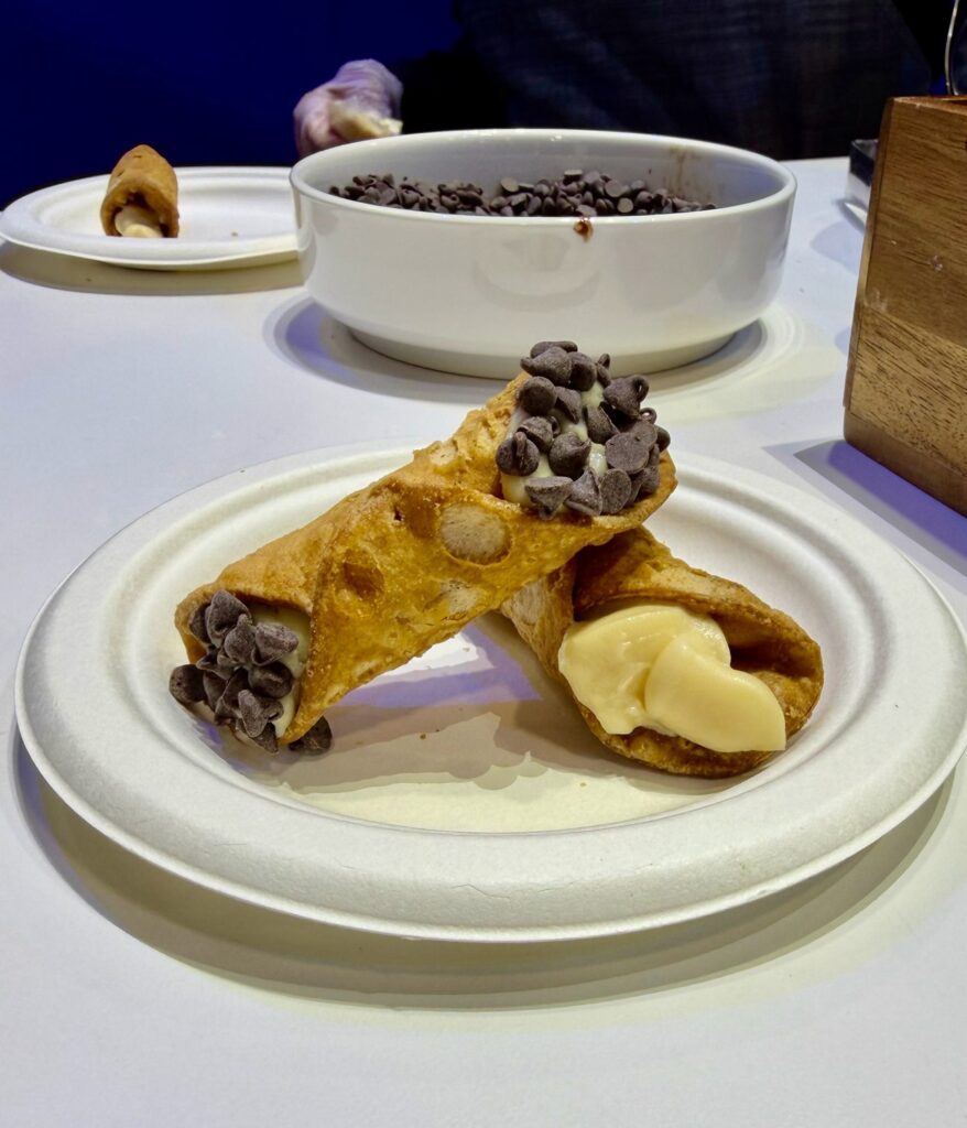 Buzz Impressions Cannoli